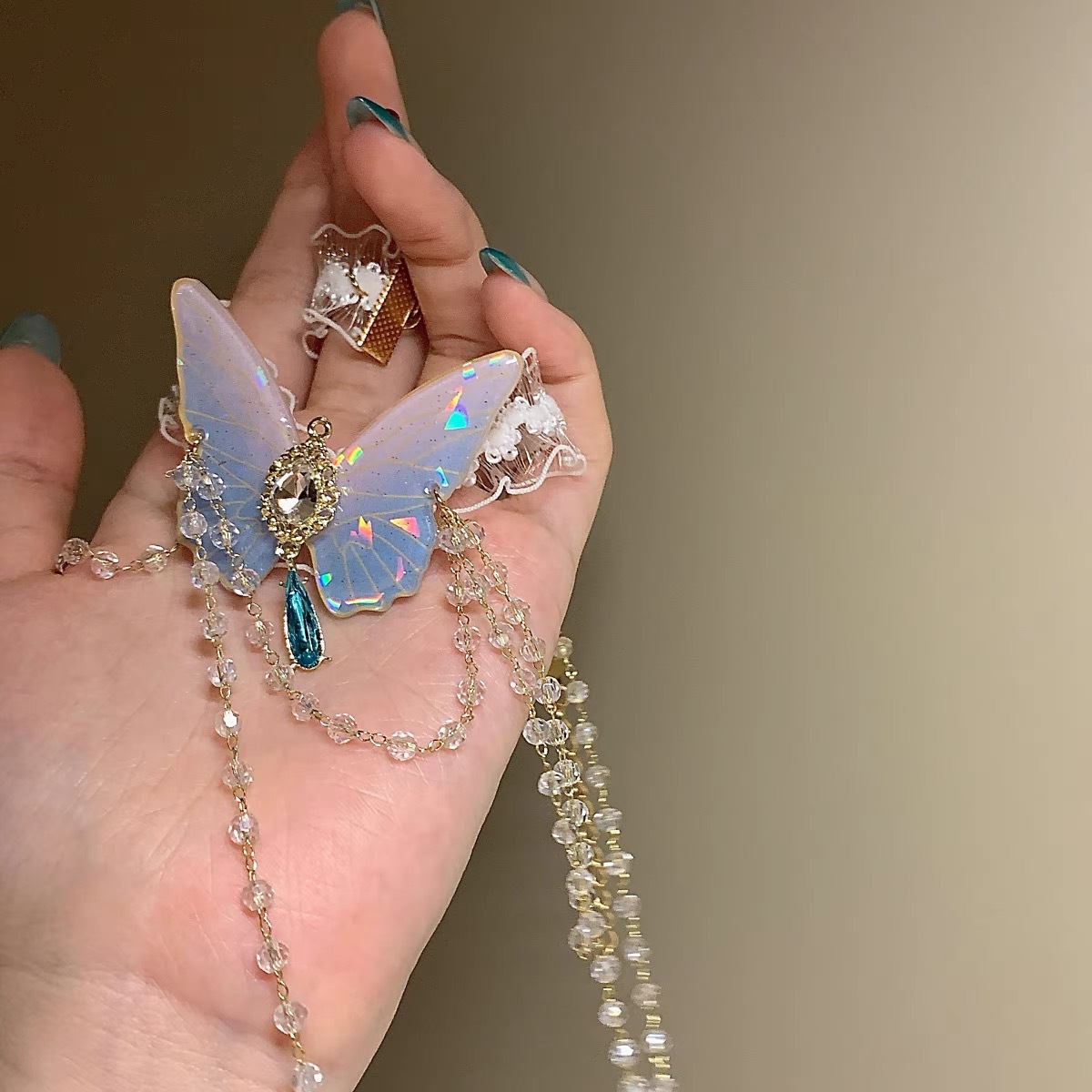 Fashionable Butterfly Pattern  - Body Jewelry recension och pris