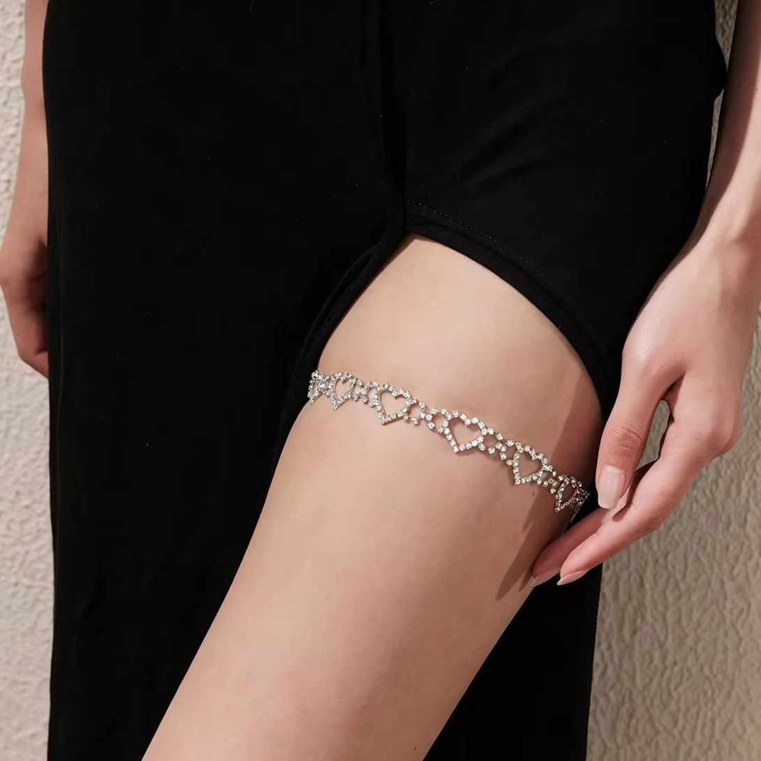 Heart Leg Chain Rhinestone Cha - Body Jewelry Charms recension och pris