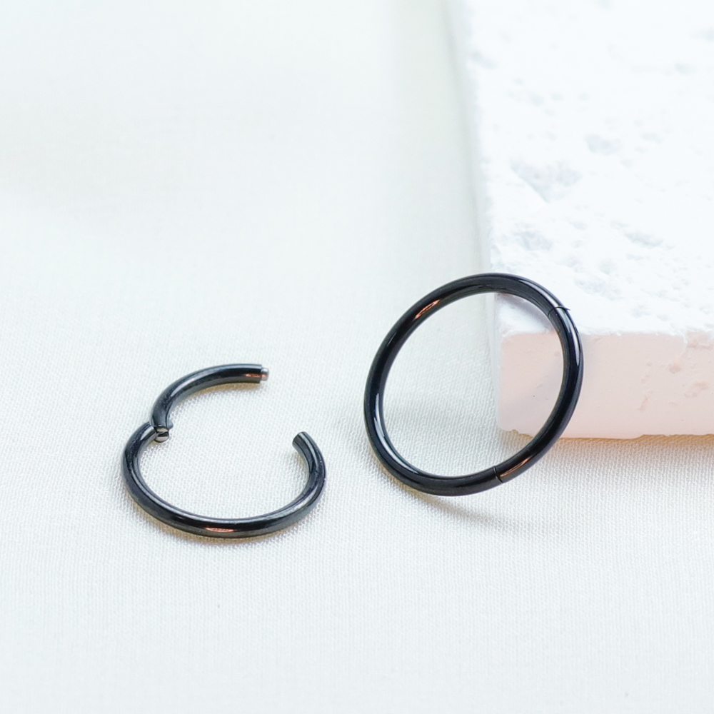F136 Titanium Piercing Black N - Body Jewelry Implant Grade Titanium recension och pris