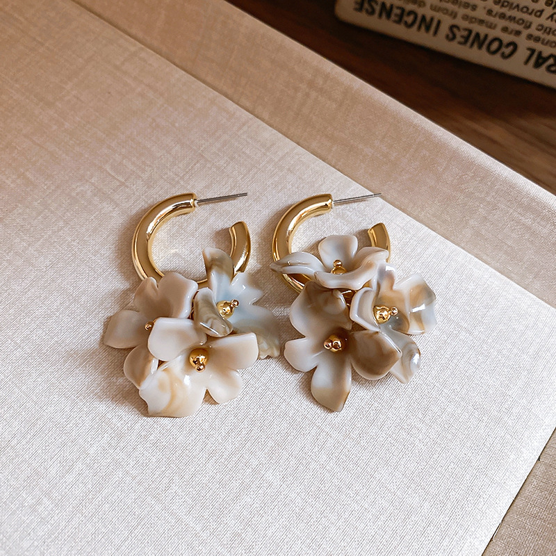 Maillard Flower Clusters Drop  - Cluster Stud Ear recension och pris