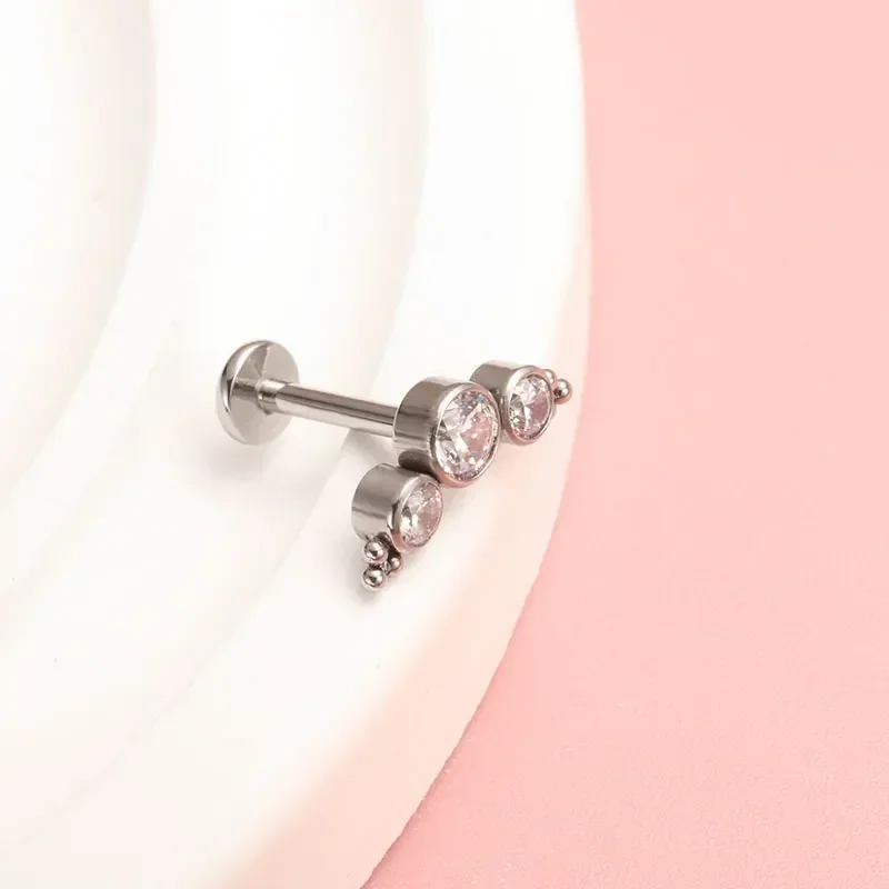 ASTM F136 Titanium Piercing 16 - Cluster Stud Ear recension och pris