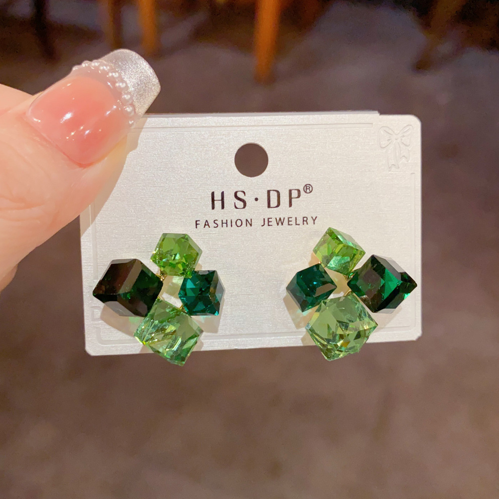 Geometric Emerald Green Geomet - Cluster Stud Ear recension och pris