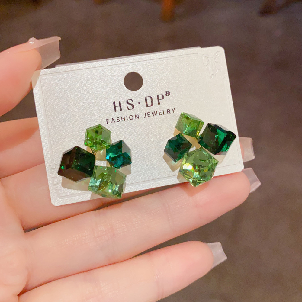 Geometric Emerald Green Geomet - Cluster Stud Ear recension och pris